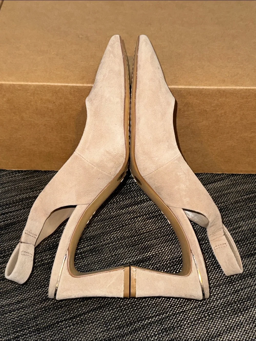 Vince Camuto Hamden Pump